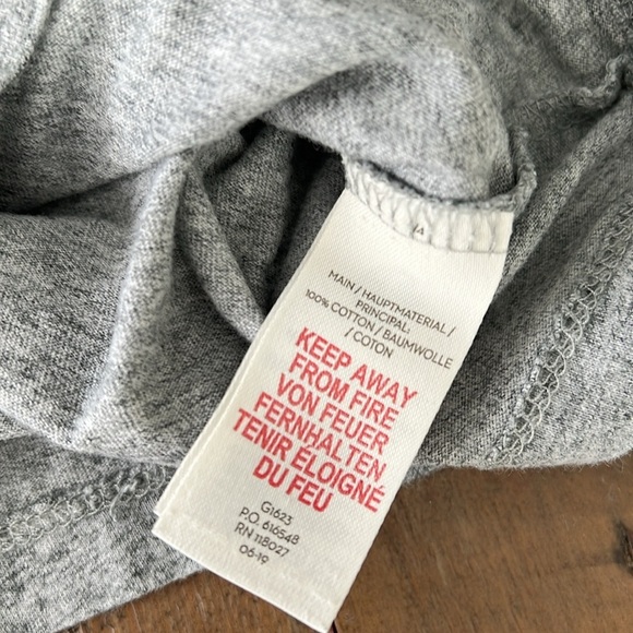 Mini Boden disco dog flip sequin long sleeve tee - Picture 4 of 5